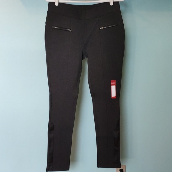 Guess Pants - 🦩 Guess | BNWT | Grey Dress Leggings 🦩